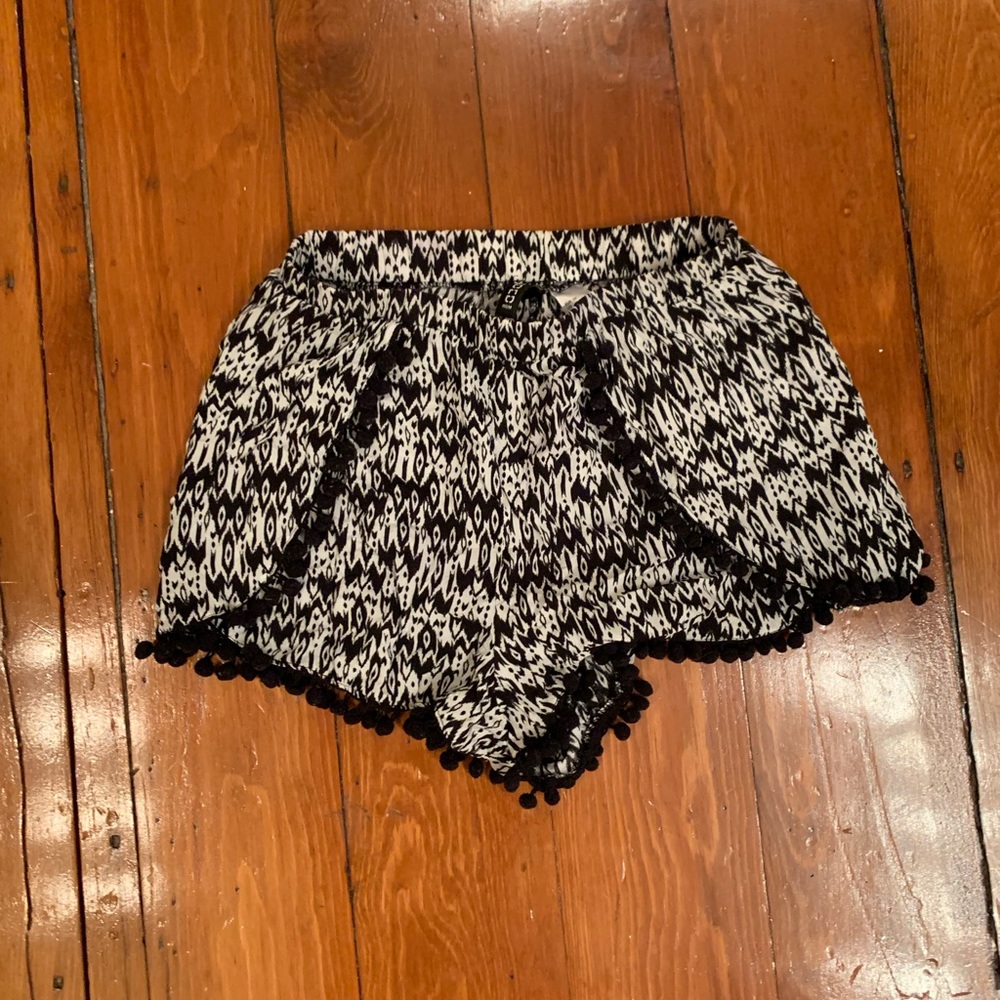 Pom Pom shorts